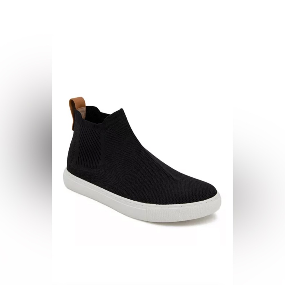 Gentle Souls By Kenneth Cole